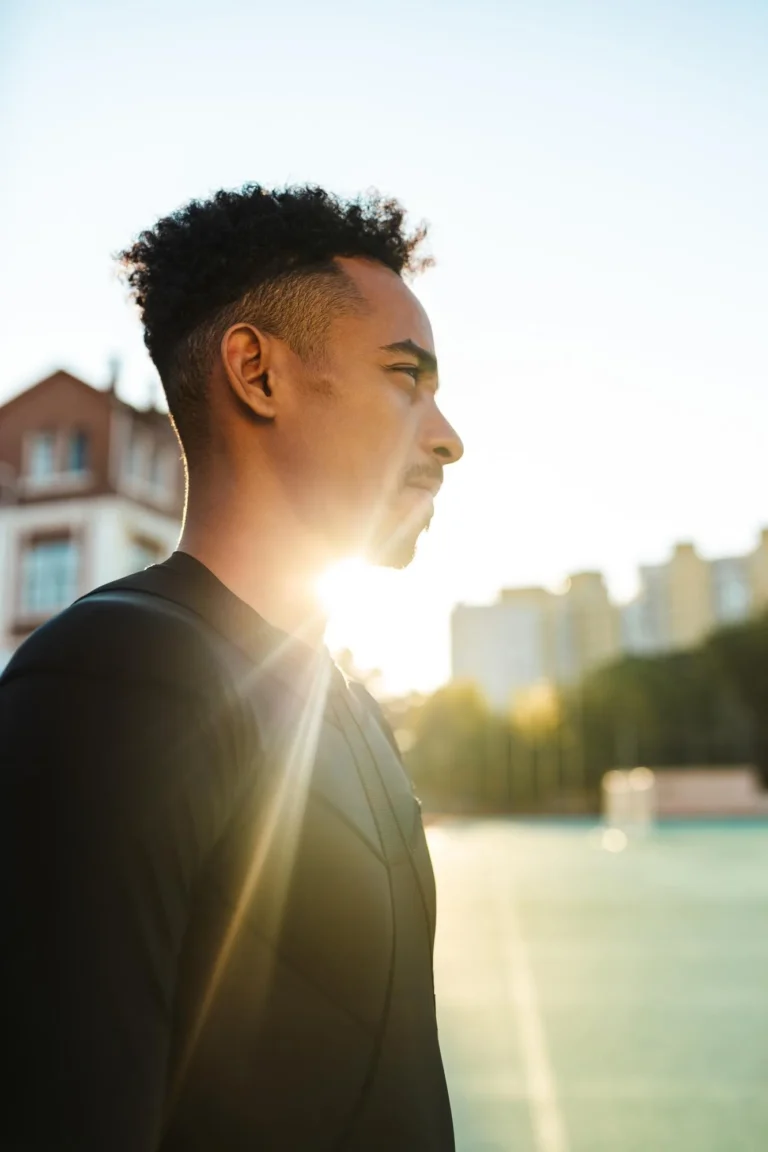 man exposure to morning sunlight